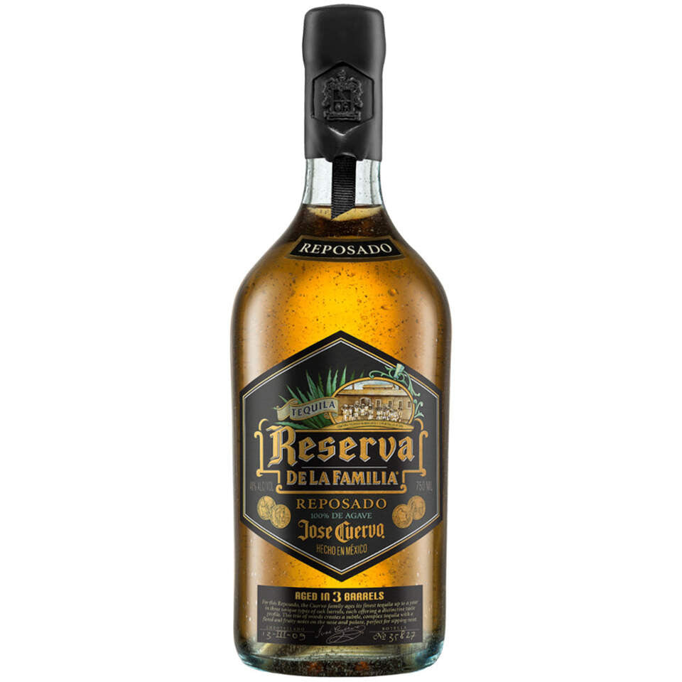 Jose Cuervo® Reserva De La Familia Reposado 750ml