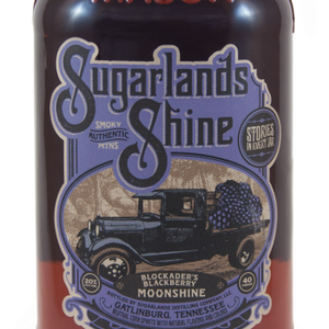 Sugarlands Blockader‚Äö√Ñ√¥s Blackberry Moonshine - Moonshine